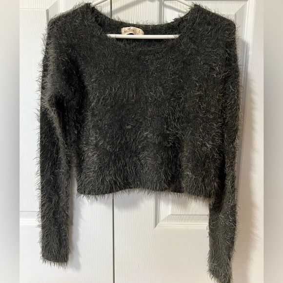 Hollister Fuzzy Grey Cropped Sweater, S - Picture 1 of 3